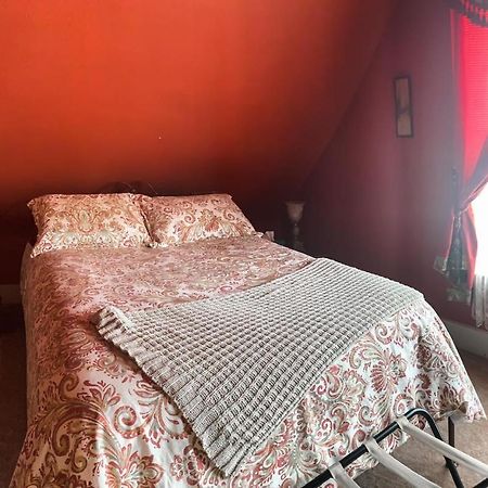 Linda Sue Manor Vandrarhem Sioux City Exteriör bild