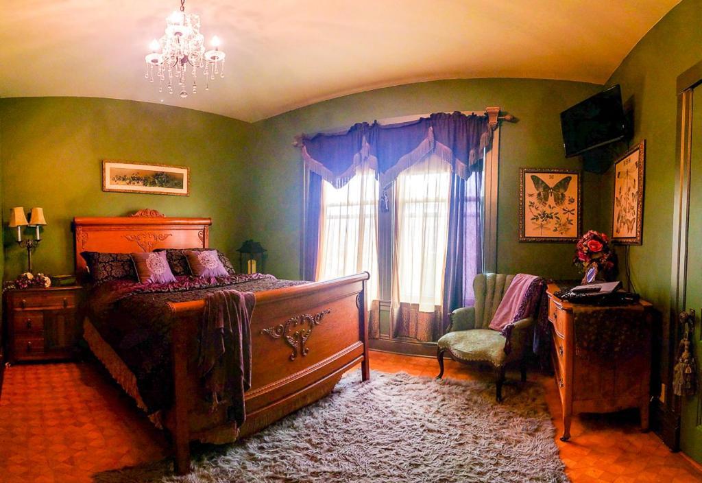 Linda Sue Manor Vandrarhem Sioux City Exteriör bild