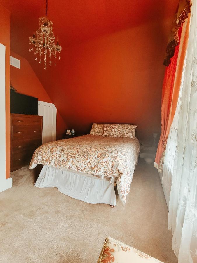 Linda Sue Manor Vandrarhem Sioux City Exteriör bild